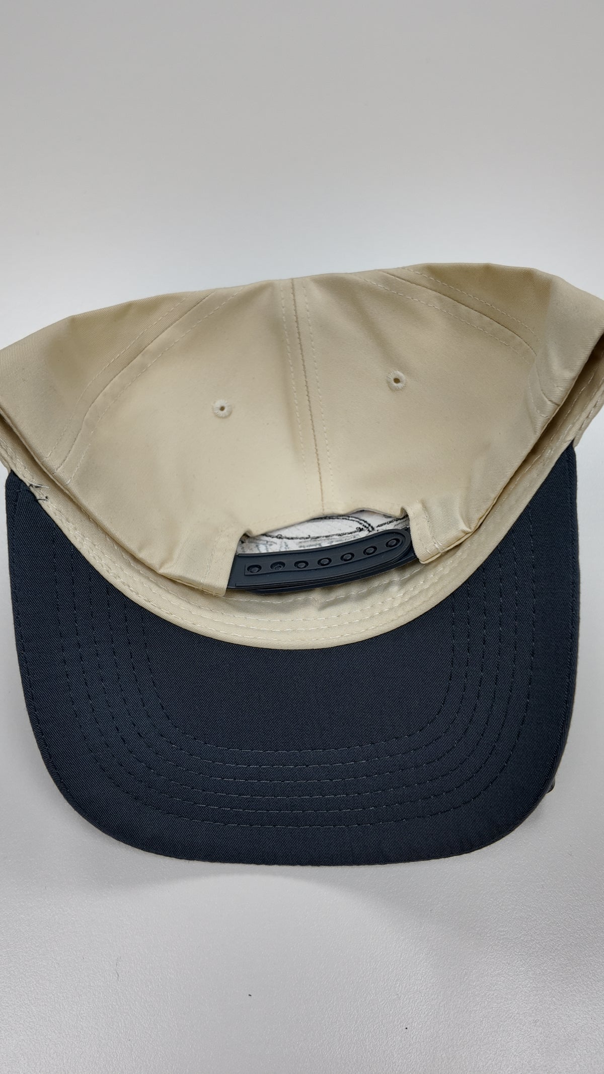 Gorra First Attack